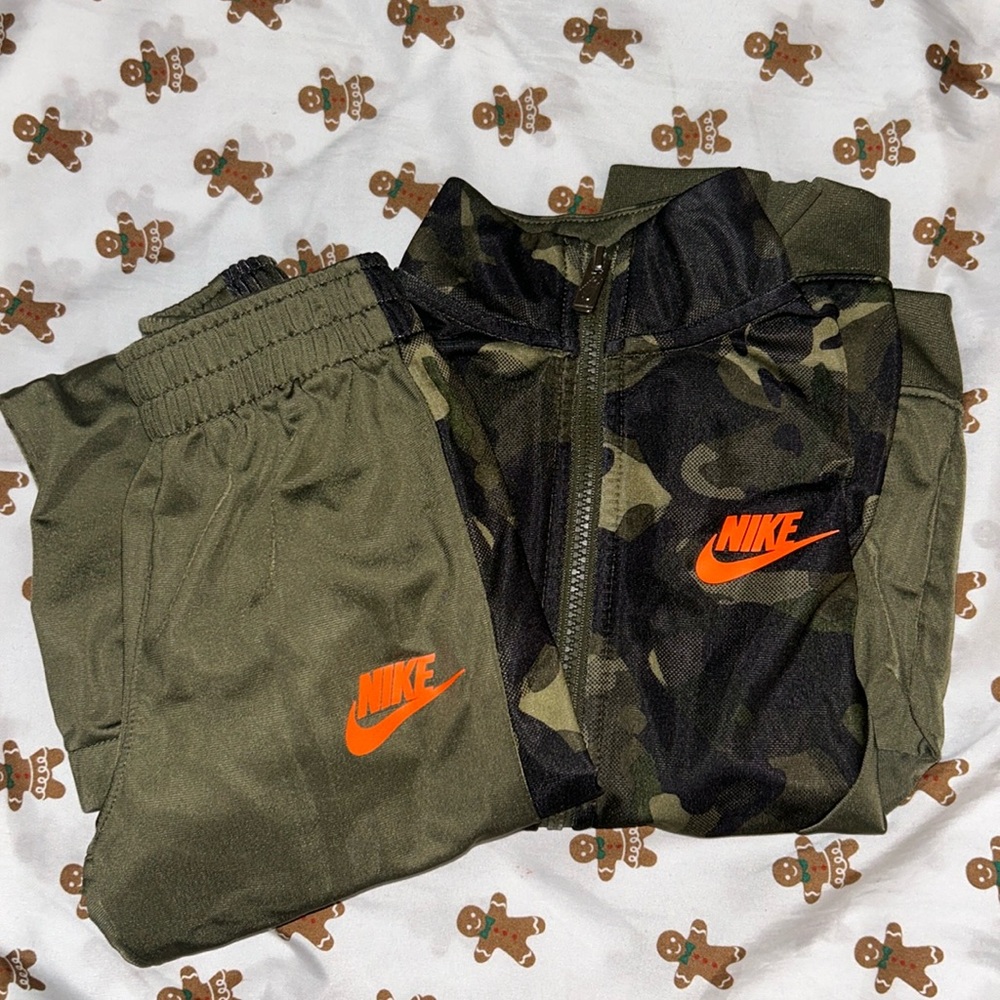 Nike